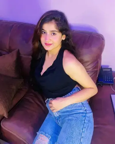 Call Girls Kamrej